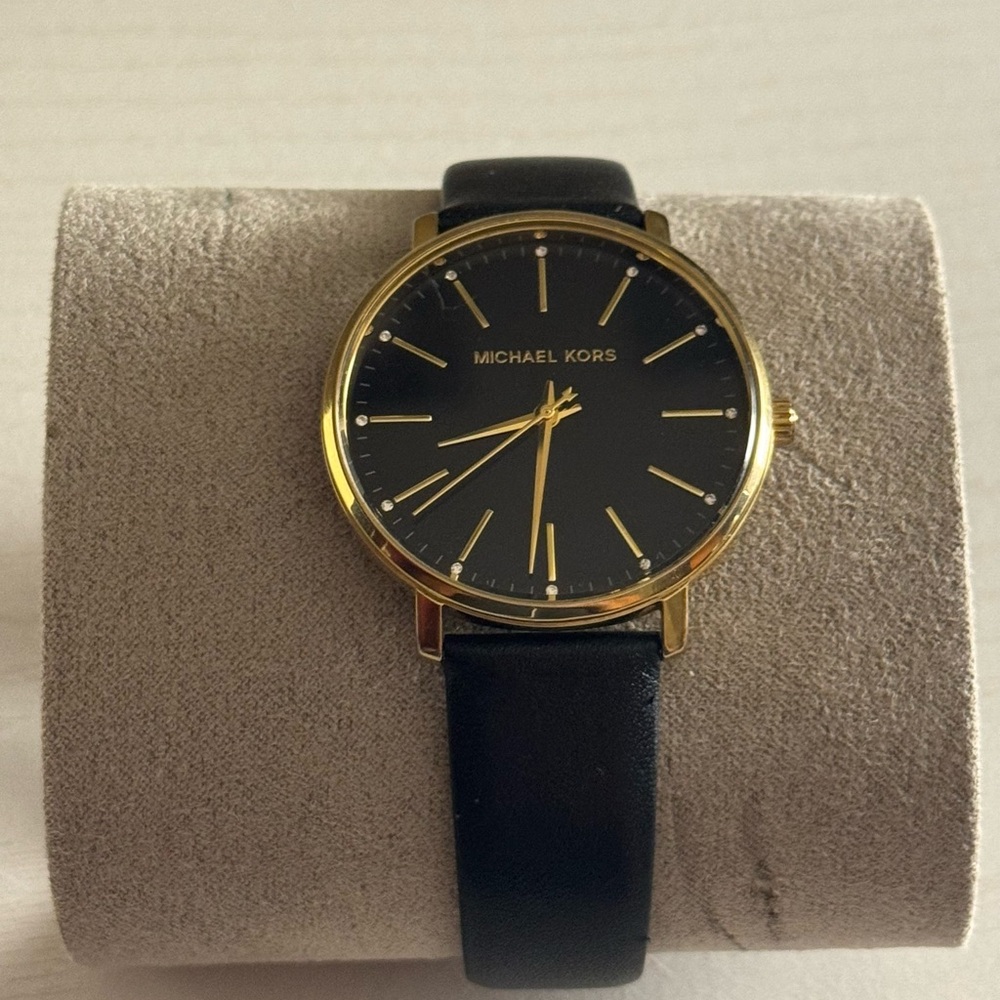 Michael Kors Black and Gold Women’s Watch